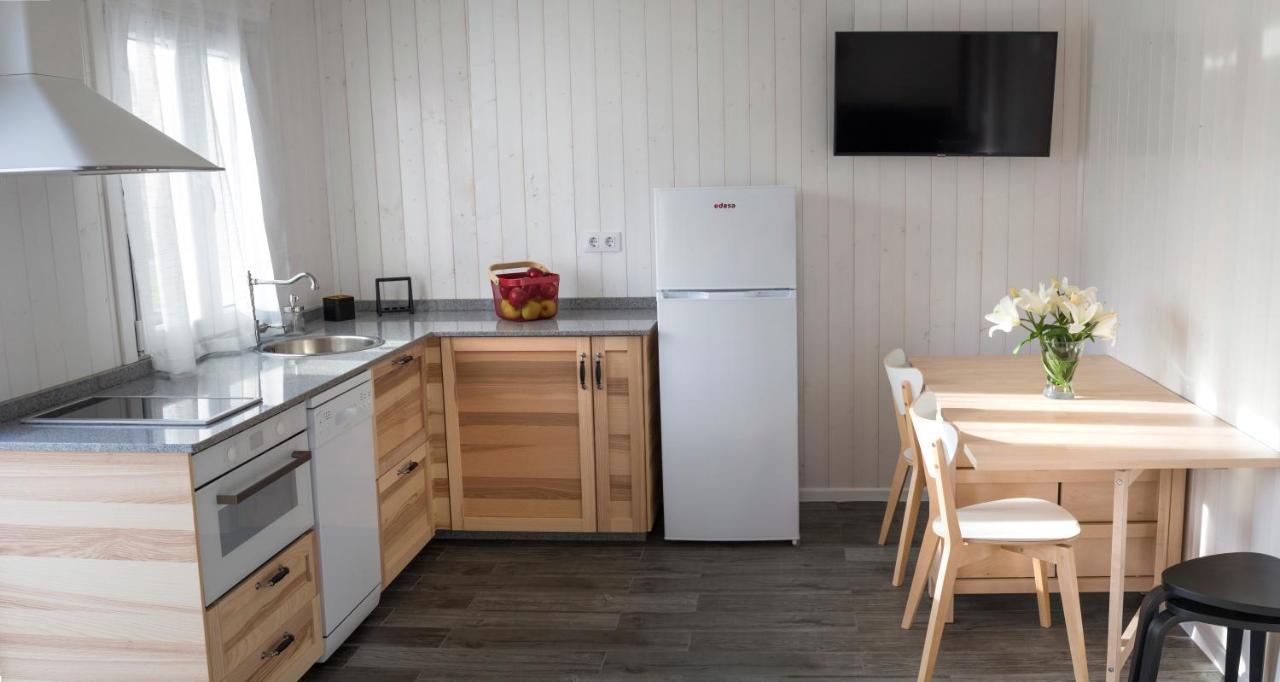 Cabanas de Vendaval Malpica de Bergantiños Exterior foto