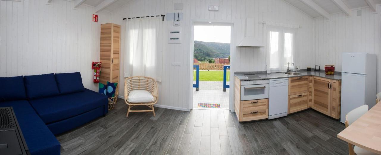 Cabanas de Vendaval Malpica de Bergantiños Exterior foto